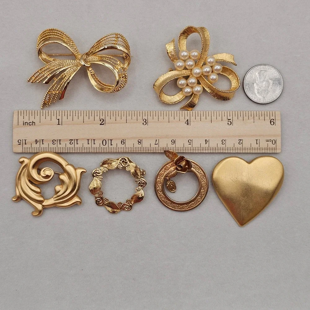 Vintage‎ Brooch Pin Lot 6pc Gold Tone Heart Bow Faux Pearl Floral Classic